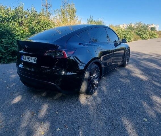 Тесла Другая 2021 в Вышгороде на Automoto.ua Черный Тесла Другая, объемом двигателя 0 л и пробегом 88 тыс. км за 30000 $, фото 2 на Automoto.ua