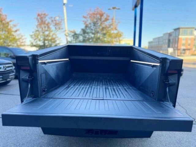 Черный Тесла Другая, объемом двигателя 0 л и пробегом 24 тыс. км за 60000 $, фото 12 на Automoto.ua