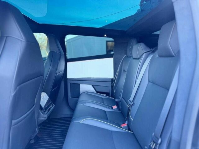 Черный Тесла Другая, объемом двигателя 0 л и пробегом 24 тыс. км за 60000 $, фото 11 на Automoto.ua