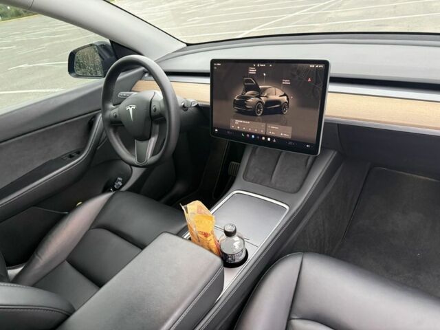 Чорний Тесла Інша, об'ємом двигуна 0 л та пробігом 65 тис. км за 27000 $, фото 5 на Automoto.ua