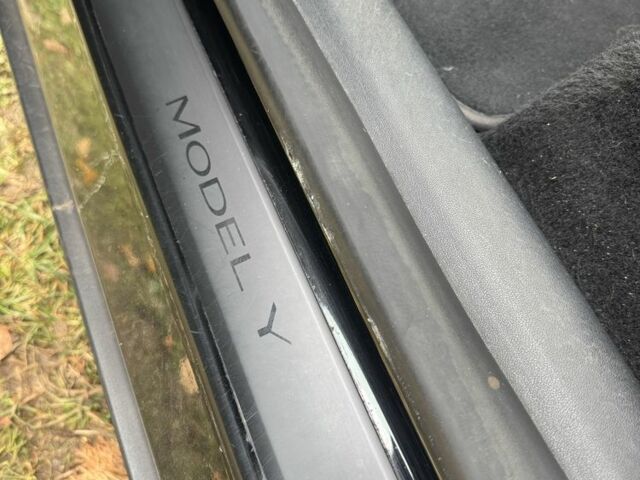 Черный Тесла Другая, объемом двигателя 0 л и пробегом 32 тыс. км за 18500 $, фото 5 на Automoto.ua