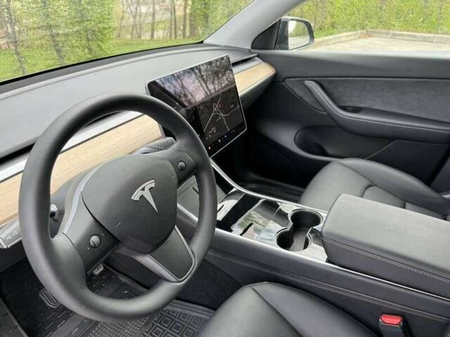 Черный Тесла Другая, объемом двигателя 0 л и пробегом 49 тыс. км за 18900 $, фото 10 на Automoto.ua