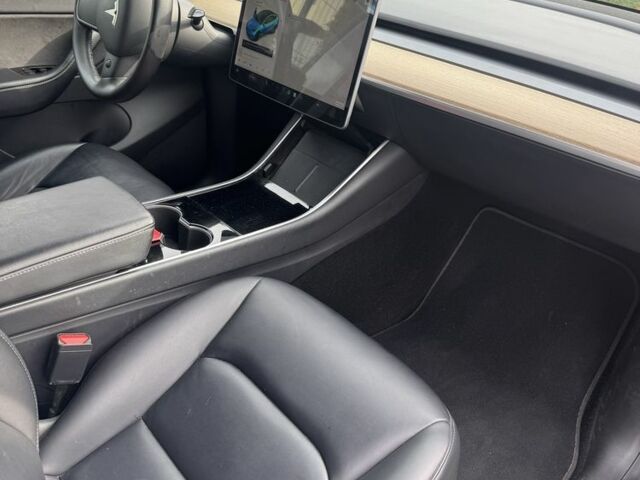 Черный Тесла Другая, объемом двигателя 0 л и пробегом 32 тыс. км за 18500 $, фото 3 на Automoto.ua