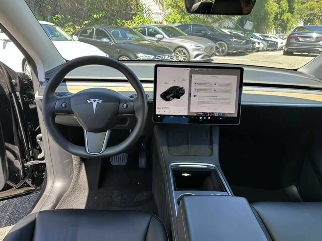 Черный Тесла Другая, объемом двигателя 0 л и пробегом 28 тыс. км за 16000 $, фото 9 на Automoto.ua