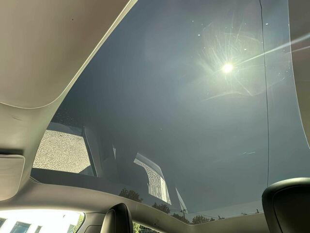 Черный Тесла Другая, объемом двигателя 0 л и пробегом 28 тыс. км за 16000 $, фото 10 на Automoto.ua