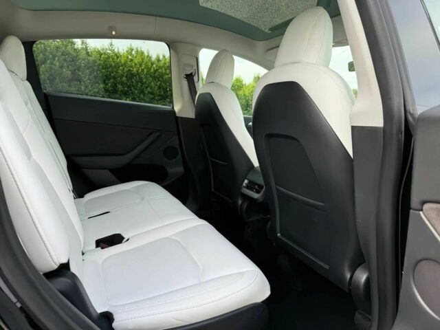 Черный Тесла Другая, объемом двигателя 0 л и пробегом 38 тыс. км за 20600 $, фото 12 на Automoto.ua