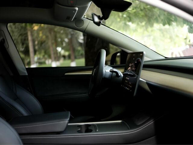 Черный Тесла Другая, объемом двигателя 0 л и пробегом 9 тыс. км за 36000 $, фото 5 на Automoto.ua