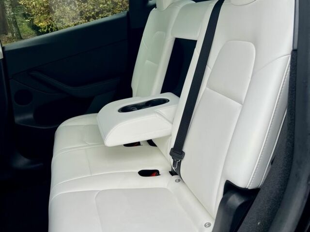 Черный Тесла Другая, объемом двигателя 0 л и пробегом 71 тыс. км за 24400 $, фото 19 на Automoto.ua