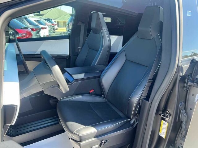 Черный Тесла Другая, объемом двигателя 0 л и пробегом 26 тыс. км за 60000 $, фото 6 на Automoto.ua