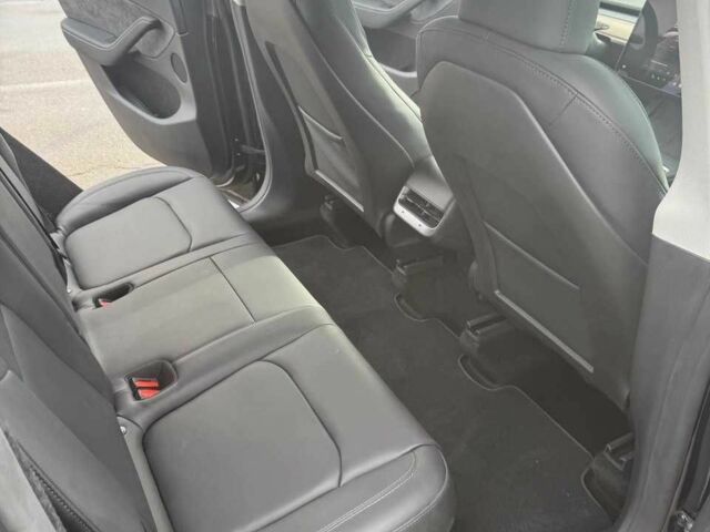 Черный Тесла Другая, объемом двигателя 0 л и пробегом 15 тыс. км за 29800 $, фото 9 на Automoto.ua