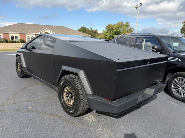 Черный Тесла Другая, объемом двигателя 0 л и пробегом 26 тыс. км за 60000 $, фото 5 на Automoto.ua