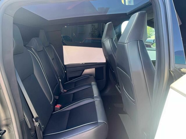 Черный Тесла Другая, объемом двигателя 0 л и пробегом 26 тыс. км за 60000 $, фото 12 на Automoto.ua