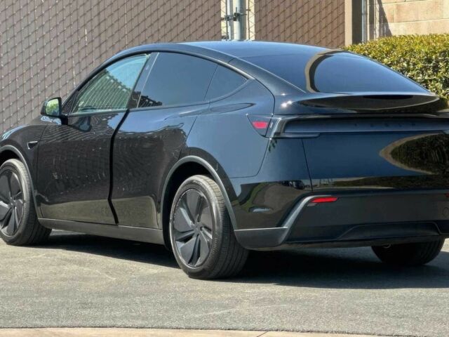 Черный Тесла Другая, объемом двигателя 0 л и пробегом 1 тыс. км за 27000 $, фото 4 на Automoto.ua