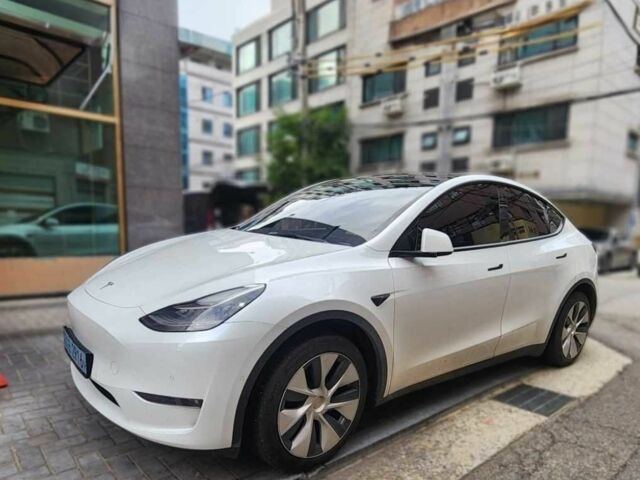 Красный Тесла Другая, объемом двигателя 0 л и пробегом 40 тыс. км за 12000 $, фото 2 на Automoto.ua