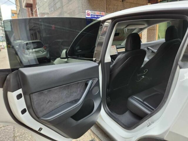 Красный Тесла Другая, объемом двигателя 0 л и пробегом 40 тыс. км за 12000 $, фото 7 на Automoto.ua