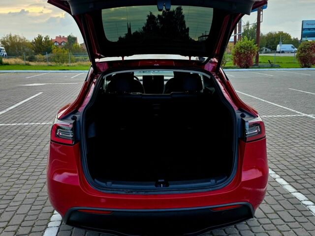 Красный Тесла Другая, объемом двигателя 0 л и пробегом 131 тыс. км за 22799 $, фото 5 на Automoto.ua