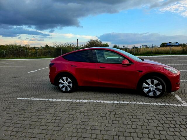 Красный Тесла Другая, объемом двигателя 0 л и пробегом 131 тыс. км за 22799 $, фото 2 на Automoto.ua