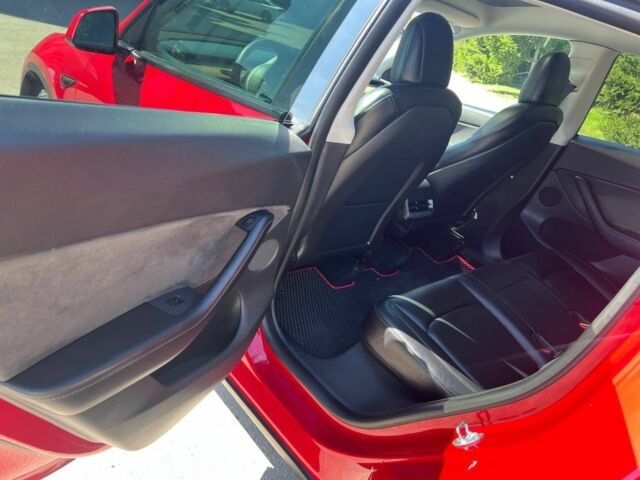 Красный Тесла Другая, объемом двигателя 0 л и пробегом 56 тыс. км за 24500 $, фото 6 на Automoto.ua