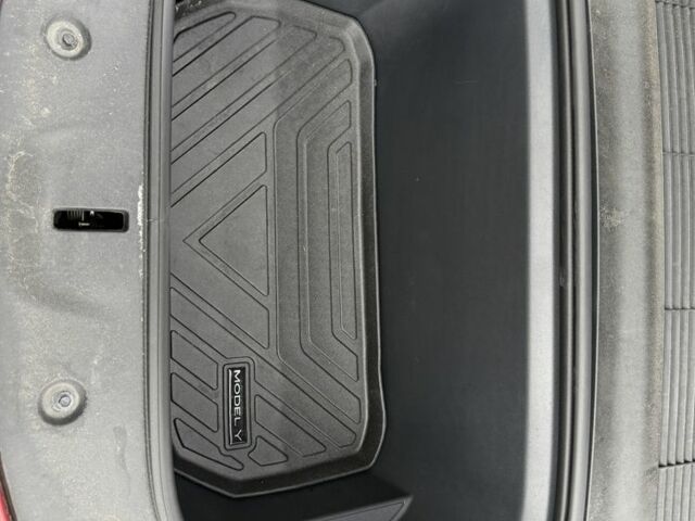 Червоний Тесла Інша, об'ємом двигуна 0 л та пробігом 50 тис. км за 29000 $, фото 4 на Automoto.ua