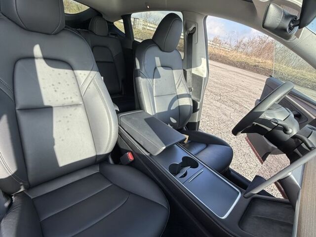 Красный Тесла Другая, объемом двигателя 0 л и пробегом 48 тыс. км за 24500 $, фото 1 на Automoto.ua