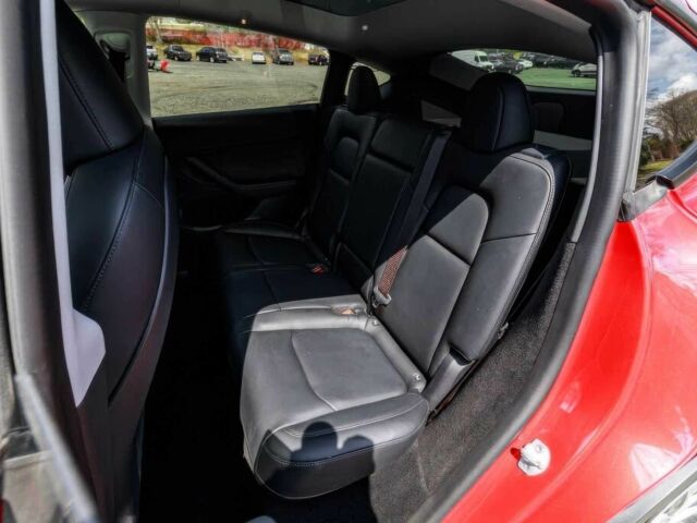Красный Тесла Другая, объемом двигателя 0 л и пробегом 29 тыс. км за 17000 $, фото 12 на Automoto.ua