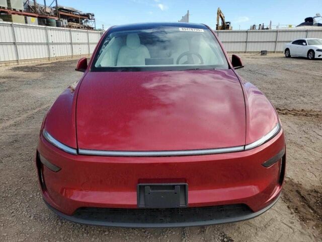 Красный Тесла Другая, объемом двигателя 0 л и пробегом 5 тыс. км за 25500 $, фото 3 на Automoto.ua