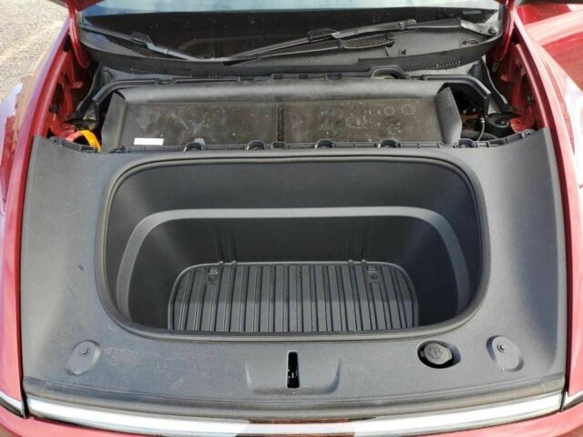 Красный Тесла Другая, объемом двигателя 0 л и пробегом 5 тыс. км за 25500 $, фото 10 на Automoto.ua