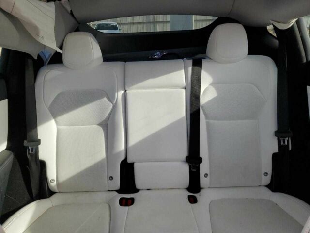 Красный Тесла Другая, объемом двигателя 0 л и пробегом 5 тыс. км за 25500 $, фото 8 на Automoto.ua