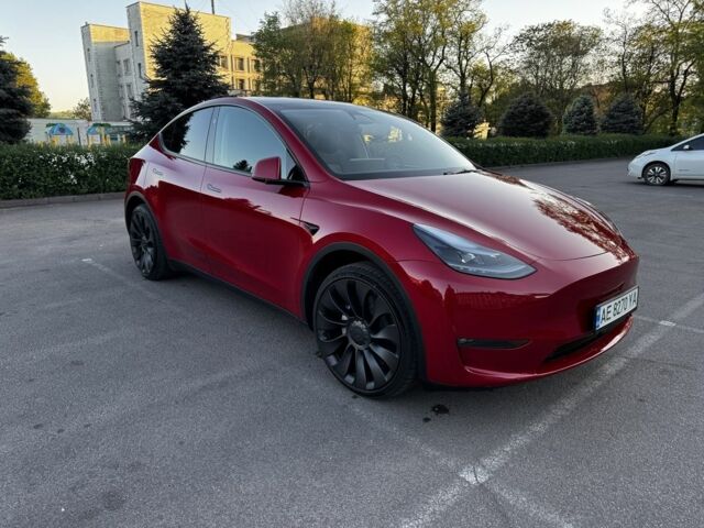 Тесла Другая 2023 в Каменское - Днепродзержинск на Automoto.ua Красный Тесла Другая, объемом двигателя 0 л и пробегом 56 тыс. км за 28000 $, фото 2 на Automoto.ua