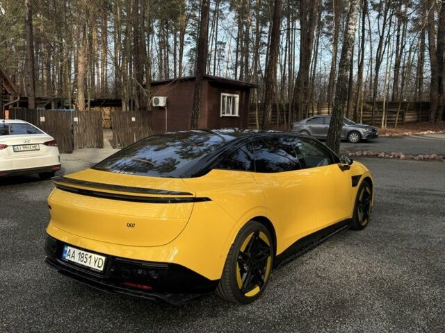 Желтый Тесла Другая, объемом двигателя 0 л и пробегом 10 тыс. км за 45000 $, фото 4 на Automoto.ua