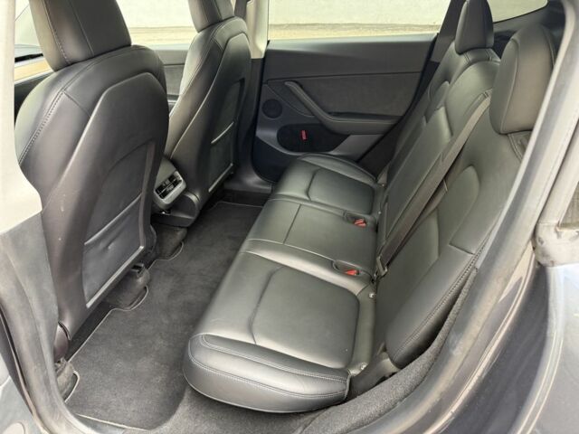 Серый Тесла Другая, объемом двигателя 0 л и пробегом 65 тыс. км за 26500 $, фото 9 на Automoto.ua