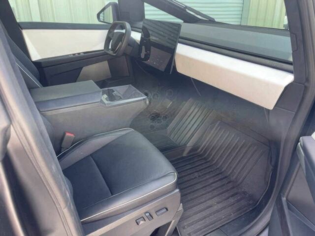 Тесла Другая 2024 в Одессе на Automoto.ua Серый Тесла Другая, объемом двигателя 0 л и пробегом 12 тыс. км за 60000 $, фото 7 на Automoto.ua