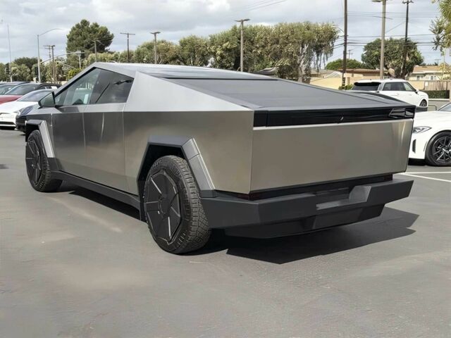 Серый Тесла Другая, объемом двигателя 0 л и пробегом 23 тыс. км за 36600 $, фото 5 на Automoto.ua