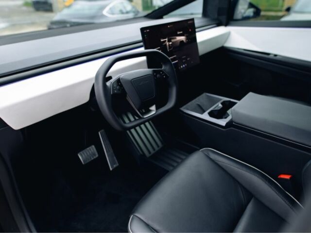 Сірий Тесла Інша, об'ємом двигуна 0 л та пробігом 14 тис. км за 89000 $, фото 4 на Automoto.ua