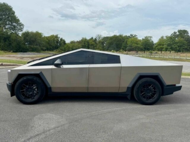 Сірий Тесла Інша, об'ємом двигуна 0 л та пробігом 10 тис. км за 45000 $, фото 3 на Automoto.ua