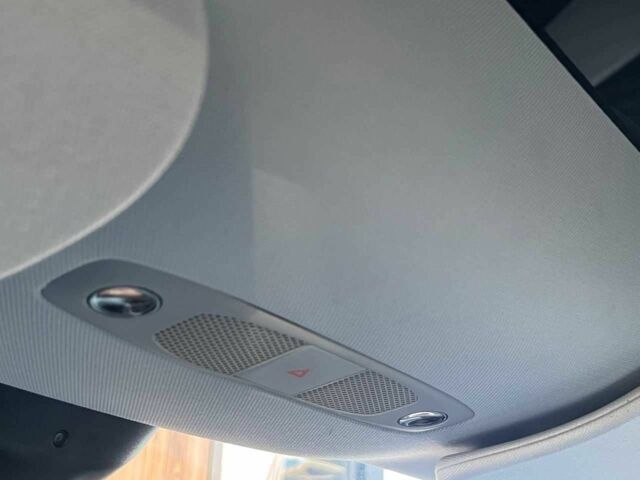 Серый Тесла Другая, объемом двигателя 0 л и пробегом 81 тыс. км за 22099 $, фото 5 на Automoto.ua