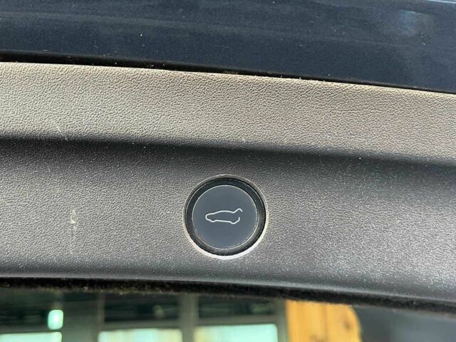 Серый Тесла Другая, объемом двигателя 0 л и пробегом 81 тыс. км за 22099 $, фото 17 на Automoto.ua