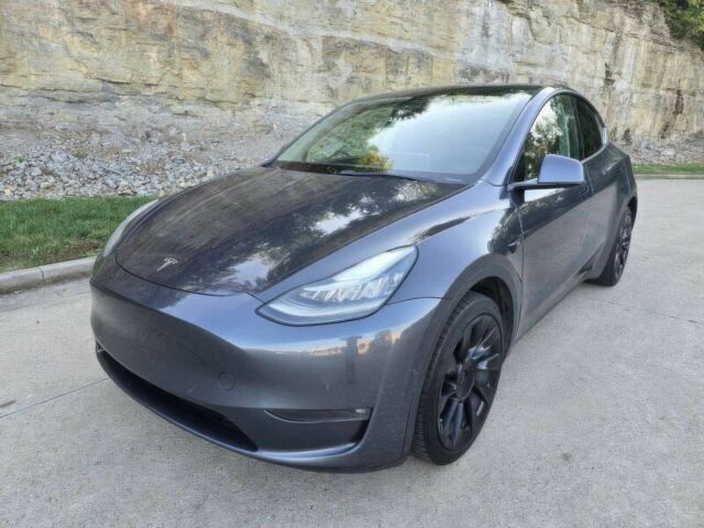 Серый Тесла Другая, объемом двигателя 0 л и пробегом 10 тыс. км за 11500 $, фото 2 на Automoto.ua