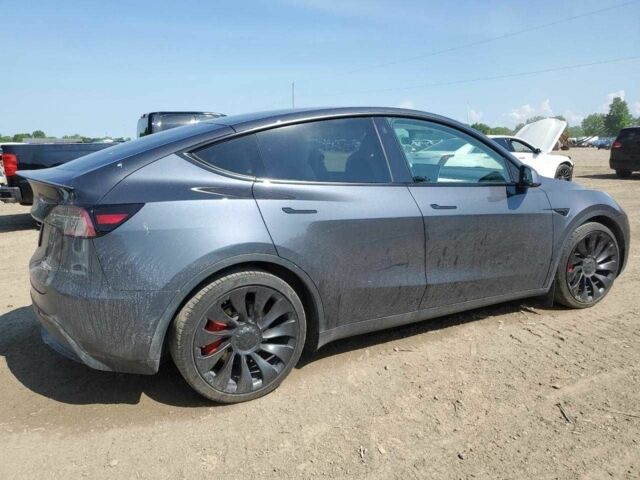 Тесла Другая 2021 в Березань на Automoto.ua Серый Тесла Другая, объемом двигателя 0 л и пробегом 17 тыс. км за 20900 $, фото 2 на Automoto.ua