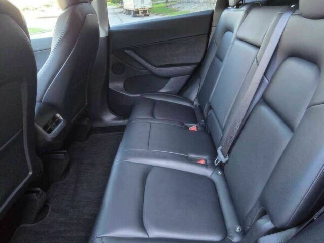 Серый Тесла Другая, объемом двигателя 0 л и пробегом 10 тыс. км за 11500 $, фото 14 на Automoto.ua