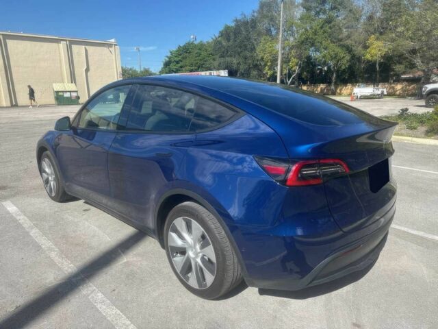 Серый Тесла Другая, объемом двигателя 0 л и пробегом 13 тыс. км за 18700 $, фото 5 на Automoto.ua