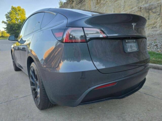 Серый Тесла Другая, объемом двигателя 0 л и пробегом 10 тыс. км за 11500 $, фото 4 на Automoto.ua