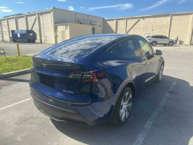 Серый Тесла Другая, объемом двигателя 0 л и пробегом 13 тыс. км за 18700 $, фото 7 на Automoto.ua