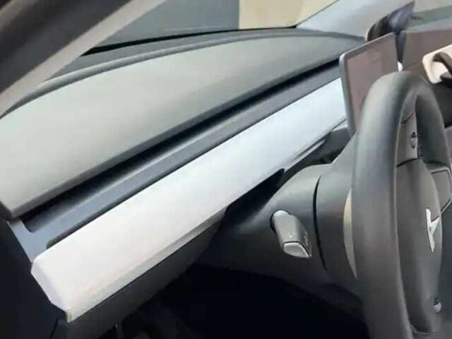 Серый Тесла Другая, объемом двигателя 0 л и пробегом 126 тыс. км за 18000 $, фото 5 на Automoto.ua