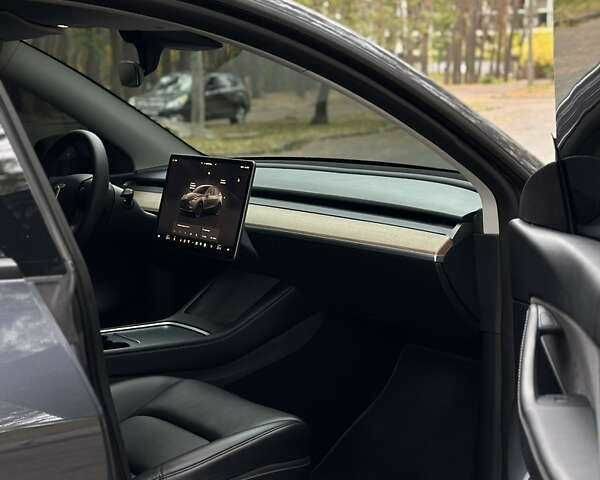 Серый Тесла Другая, объемом двигателя 0 л и пробегом 32 тыс. км за 21300 $, фото 8 на Automoto.ua