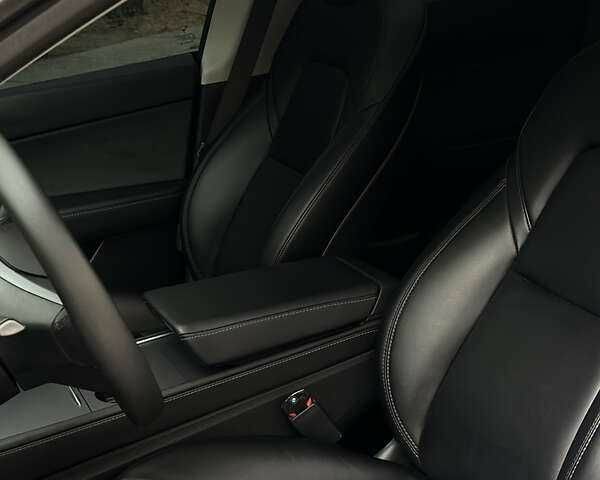 Серый Тесла Другая, объемом двигателя 0 л и пробегом 32 тыс. км за 21300 $, фото 7 на Automoto.ua