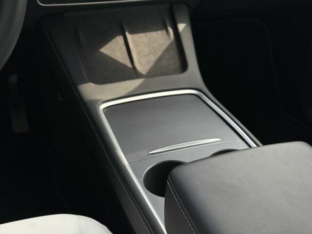 Сірий Тесла Інша, об'ємом двигуна 0 л та пробігом 28 тис. км за 28900 $, фото 21 на Automoto.ua