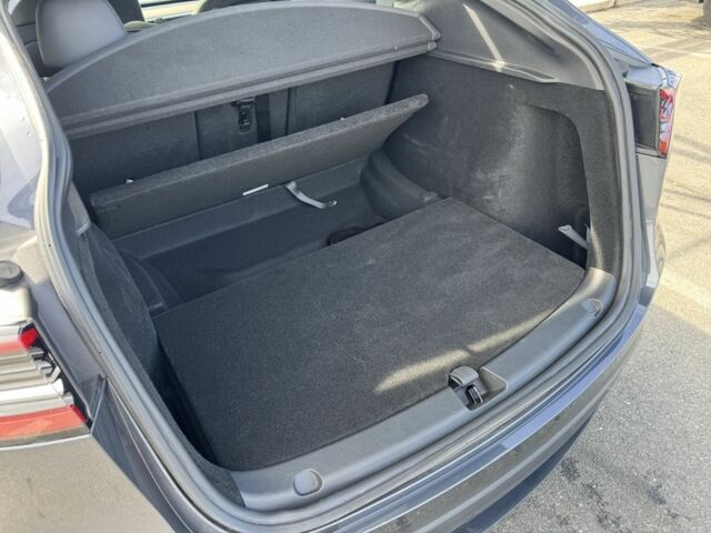 Серый Тесла Другая, объемом двигателя 0 л и пробегом 40 тыс. км за 26853 $, фото 12 на Automoto.ua