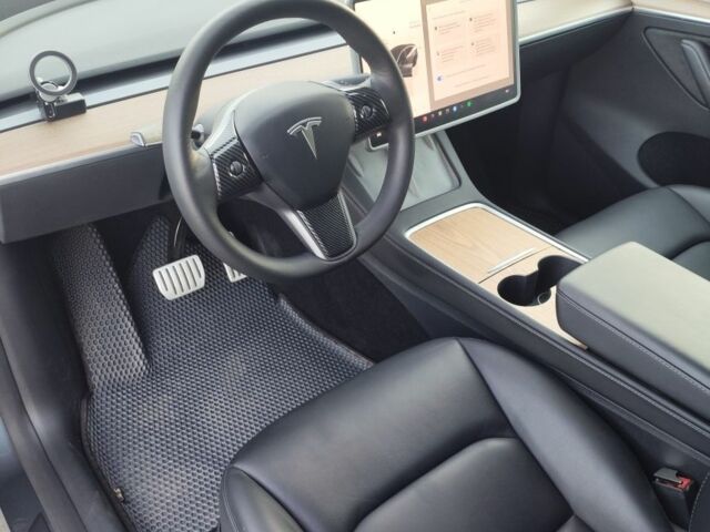 Серый Тесла Другая, объемом двигателя 0 л и пробегом 40 тыс. км за 34700 $, фото 3 на Automoto.ua