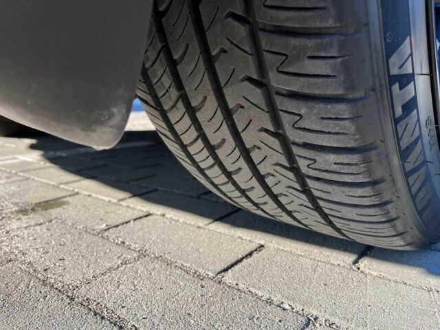 Тесла Другая 2023 в Луцке на Automoto.ua Серый Тесла Другая, объемом двигателя 0 л и пробегом 40 тыс. км за 28900 $, фото 7 на Automoto.ua